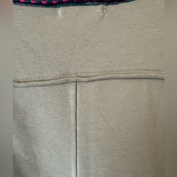 Natural Life Knit Trim Distressed Sweatshirt Size L/XL GUC - Picture 6 of 6
